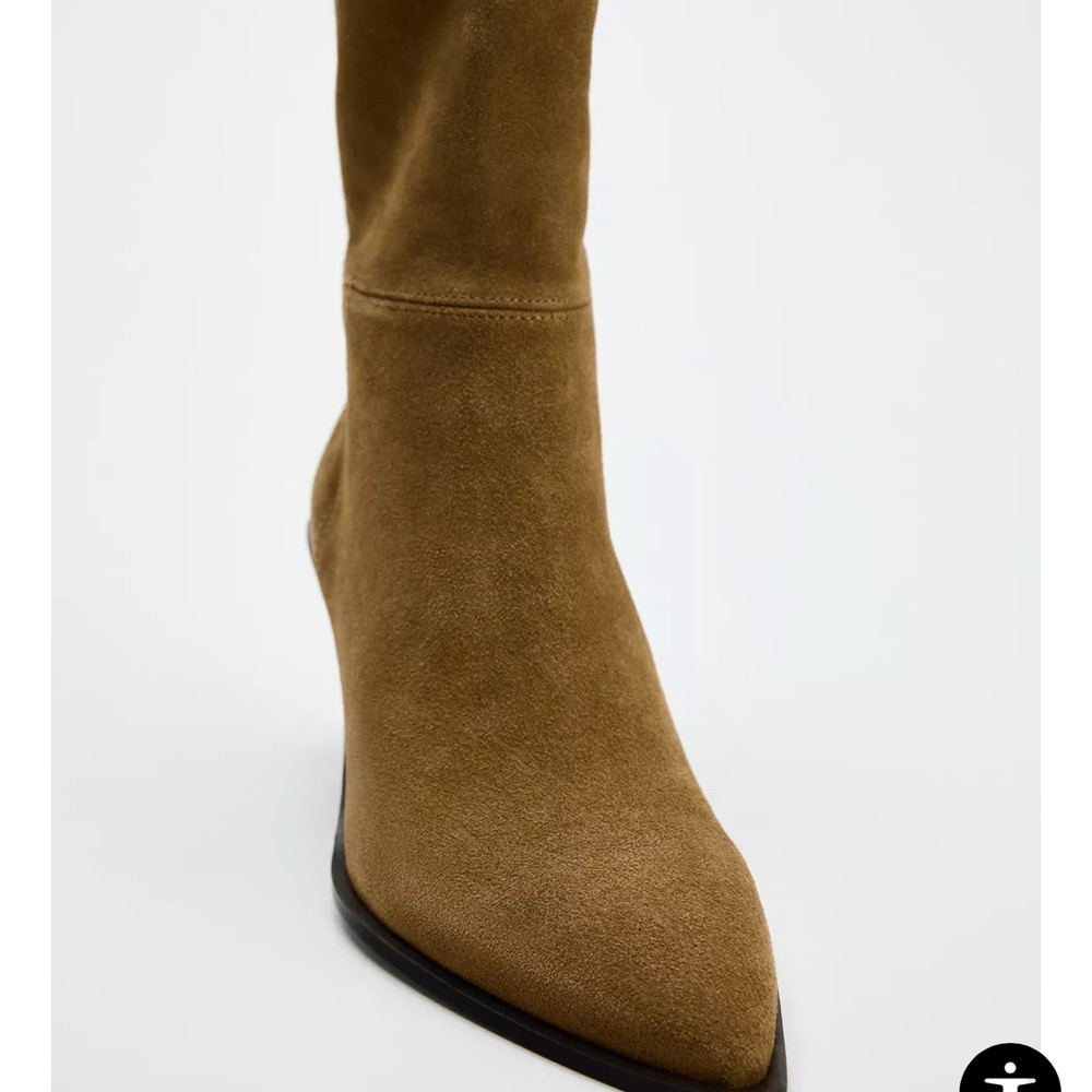 Elegant Tan Suede Women's Boots